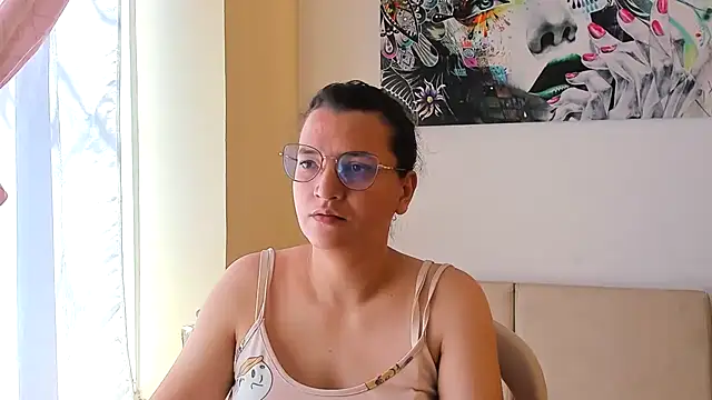 Snapshot of MARILYN_GARCIA chatting on July 5, 4:03 pm MARILYN GARCIA online show from July 5, 4:03 pm