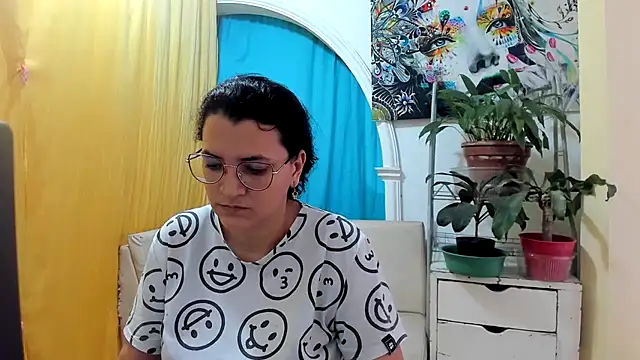 Snapshot of MARILYN_GARCIA chatting on July 16, 9:54 pm MARILYN GARCIA online show from July 16, 9:54 pm
