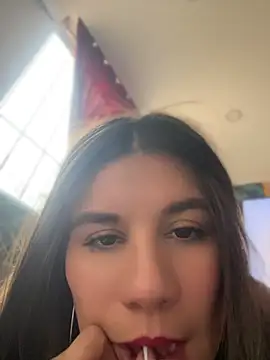 VelvettDoll- online show from August 7, 10:01 pm