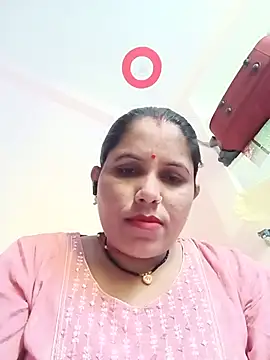 Snapshot of sexy_kavya143 chatting on August 8, 5:42 am sexy kavya143 online show from August 8, 5:42 am