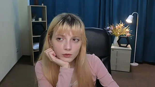 BuffyRidges online show from August 7, 10:06 am