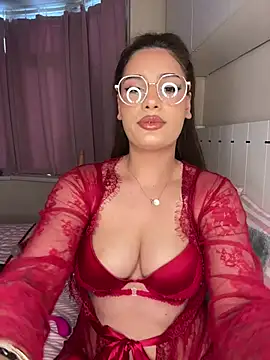 Snapshot of AylaNova chatting on August 8, 5:04 pm AylaNova online show from August 8, 5:04 pm