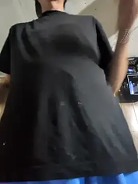 tightnutts online show from August 8, 4:03 am