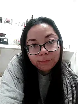 Snapshot of caperucita40 chatting on August 9, 5:07 pm caperucita40 online show from August 9, 5:07 pm