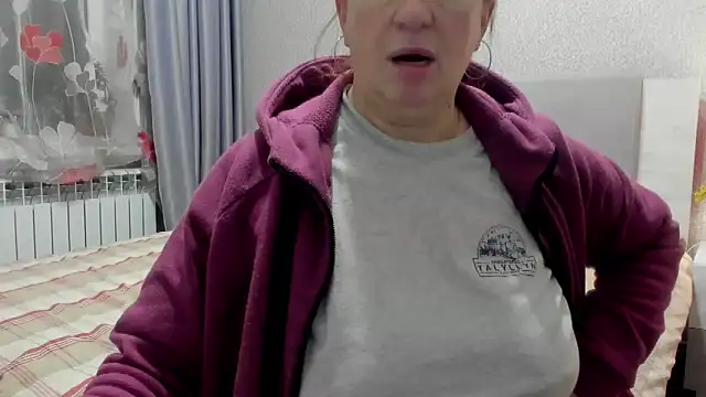 Snapshot of JUNOOO chatting on January 19, 10:39 pm JUNOOO online show from January 19, 10:39 pm