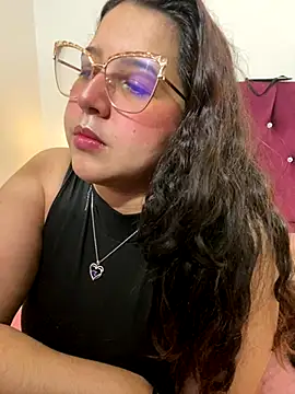 shara  online show from November 5, 2:33 am