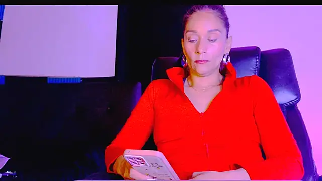  thamara25 online show from October 28, 11:29 pm