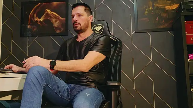 ChrisKox online show from January 31, 8:11 am