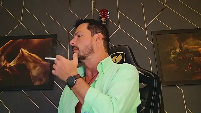 ChrisKox online show from March 15, 5:52 am