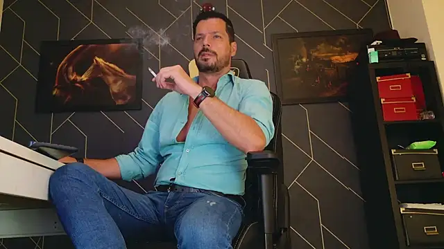 ChrisKox online show from March 17, 3:18 pm