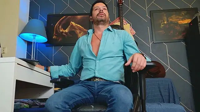 ChrisKox online show from October 4, 2:53 am