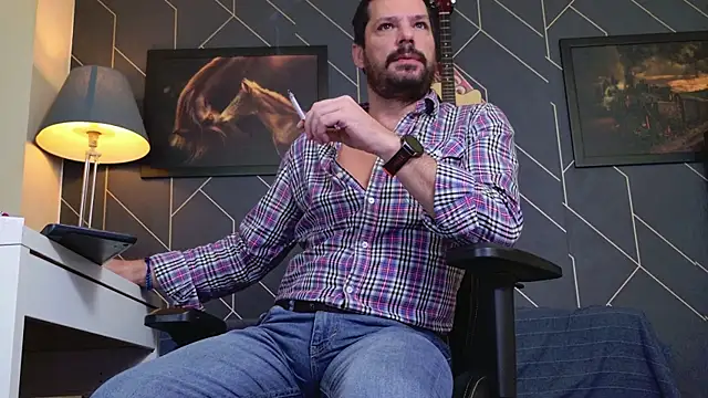 ChrisKox online show from November 14, 4:22 am