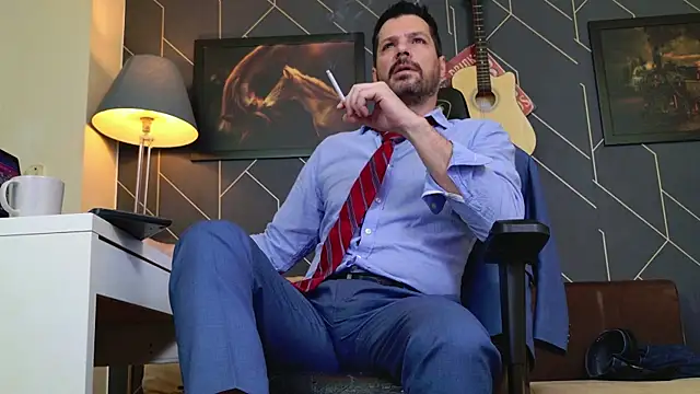 Snapshot of ChrisKox chatting on December 22, 7:44 pm ChrisKox online show from December 22, 7:44 pm