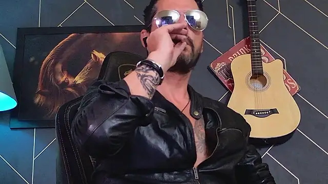 Snapshot of ChrisKox chatting on March 2, 7:15 am ChrisKox online show from March 2, 7:15 am