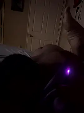 Snapshot of BigHunchoDick chatting on October 4, 9:51 am BigHunchoDick online show from October 4, 9:51 am