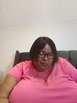 Snapshot of nancy111 chatting on May 27, 1:57 am nancy111 online show from May 27, 1:57 am