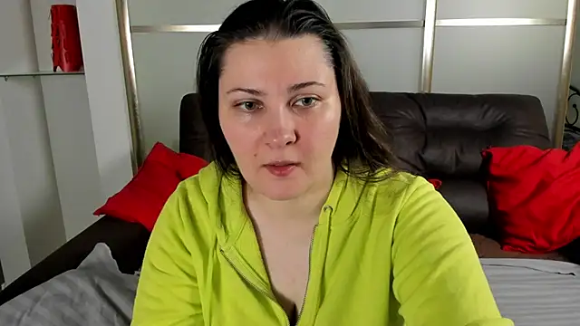 Snapshot of MarySwon chatting on September 20, 12:06 pm MarySwon online show from September 20, 12:06 pm