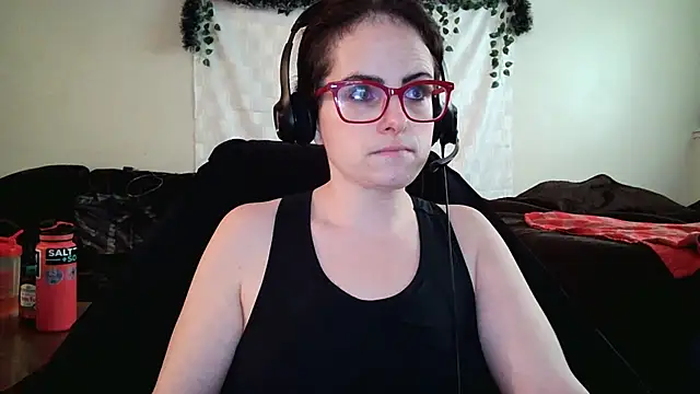 Snapshot of JessaBella chatting on November 21, 4:16 pm JessaBella online show from November 21, 4:16 pm