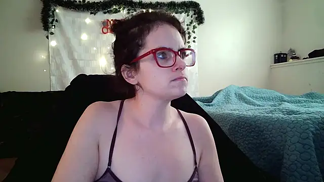 Snapshot of JessaBella chatting on November 24, 3:45 pm JessaBella online show from November 24, 3:45 pm