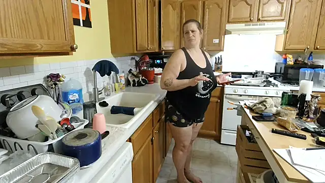 Snapshot of onlyhotbbw75 chatting on June 27, 4:17 am onlyhotbbw75 online show from June 27, 4:17 am