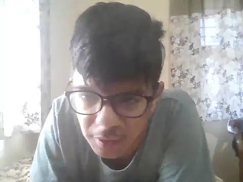 Snapshot of pavanboy chatting on November 27, 3:52 am pavanboy online show from November 27, 3:52 am