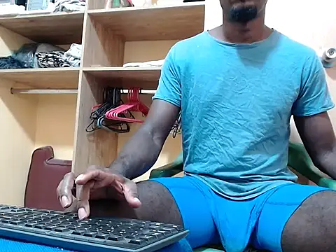 kurtbigcock online show from April 24, 5:37 pm
