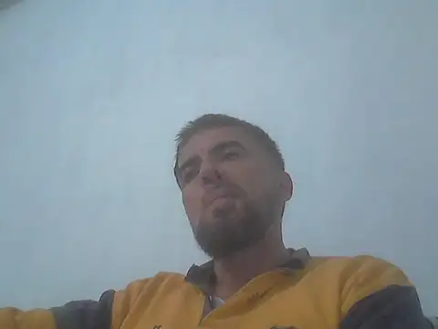 Snapshot of el_principe_hot chatting on February 7, 4:05 am el principe hot online show from February 7, 4:05 am