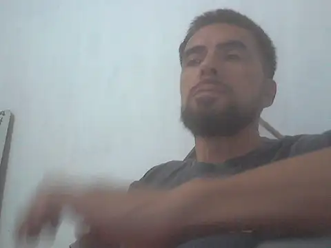 Snapshot of el_principe_hot chatting on February 8, 4:49 am el principe hot online show from February 8, 4:49 am