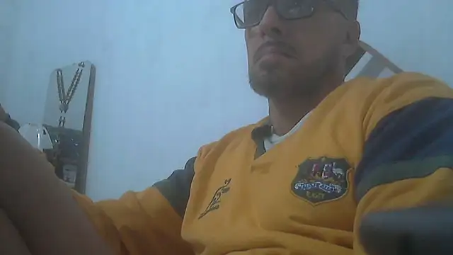 Snapshot of el_principe_hot chatting on March 6, 2:41 am el principe hot online show from March 6, 2:41 am