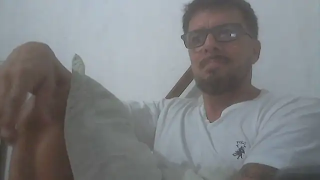 Snapshot of el_principe_hot chatting on March 21, 5:12 am el principe hot online show from March 21, 5:12 am