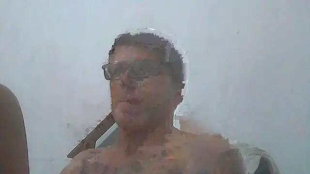 Snapshot of el_principe_hot chatting on April 2, 3:26 am el principe hot online show from April 2, 3:26 am