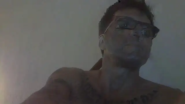 Snapshot of el_principe_hot chatting on April 4, 4:33 am el principe hot online show from April 4, 4:33 am