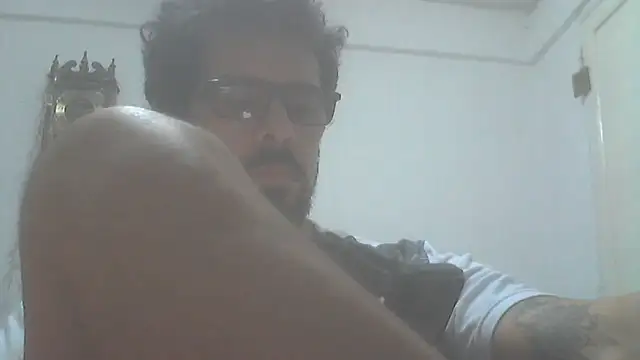 Snapshot of el_principe_hot chatting on June 15, 11:40 pm el principe hot online show from June 15, 11:40 pm