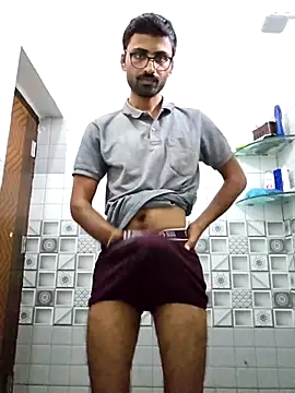 Snapshot of krishna8035 chatting on October 26, 4:29 am krishna8035 online show from October 26, 4:29 am