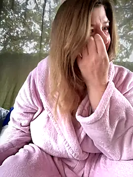 Snapshot of Natali_UA chatting on October 17, 5:54 am Natali UA online show from October 17, 5:54 am
