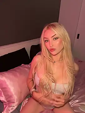 Snapshot of Verostar69 chatting on July 25, 3:20 pm Verostar69 online show from July 25, 3:20 pm