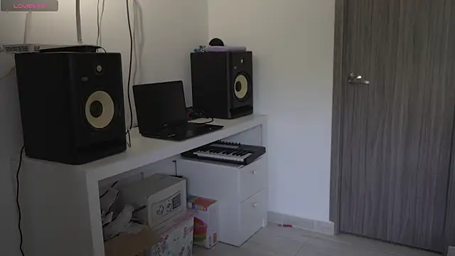 aimi art1 online show from January 30, 12:48 pm