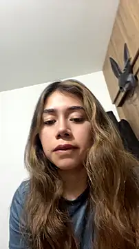 Snapshot of aimi_art1 chatting on July 7, 11:20 pm aimi art1 online show from July 7, 11:20 pm