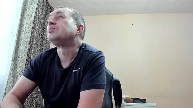 Snapshot of SanFrantsisko chatting on December 17, 8:09 am SanFrantsisko online show from December 17, 8:09 am