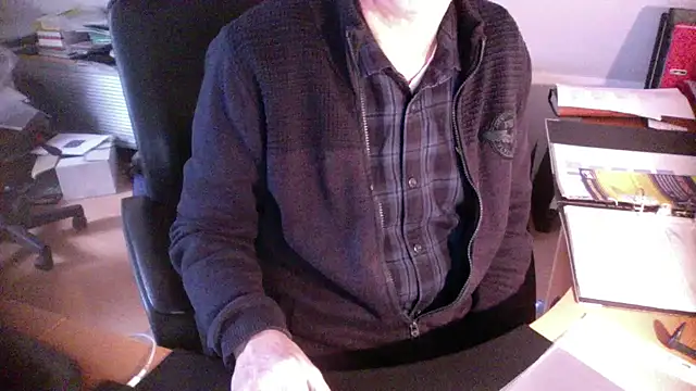 outlaw200 online show from December 30, 1:03 pm