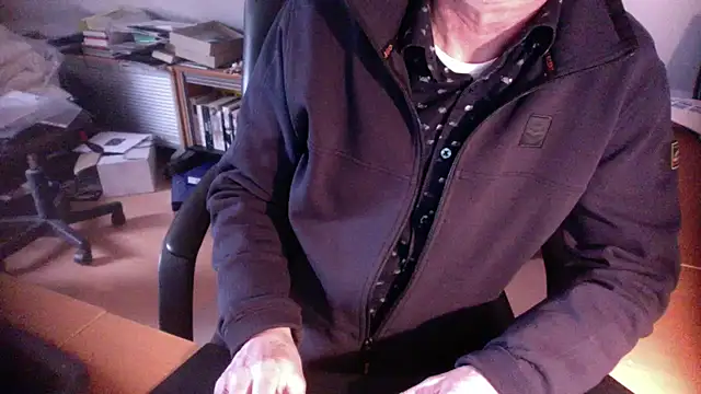 outlaw200 online show from January 8, 3:07 pm