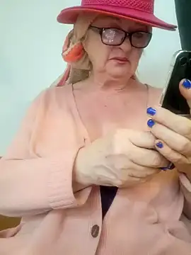 MucMilf59 online show from January 17, 2:11 pm