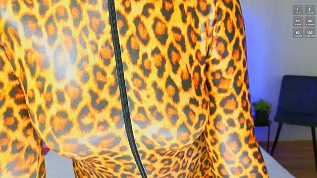 Snapshot of Kira_from_UA chatting on March 20, 12:11 pm Kira from UA online show from March 20, 12:11 pm