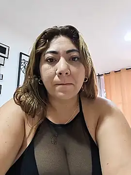 kendra fire online show from June 8, 2:28 pm