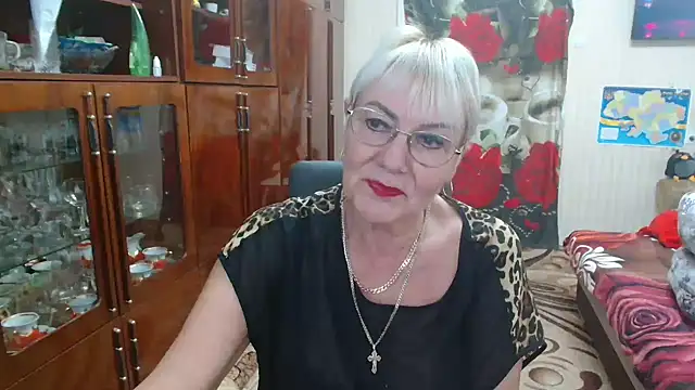 JenaCheim online show from November 6, 6:36 am