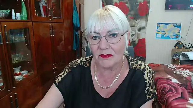 Snapshot of JenaCheim chatting on June 28, 4:18 am JenaCheim online show from June 28, 4:18 am