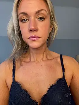 Kay Cakes online show from February 1, 6:51 pm