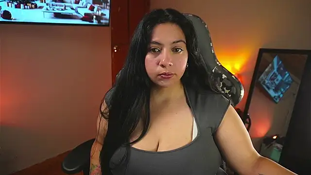 Snapshot of coraline_latin chatting on November 21, 3:54 pm coraline latin online show from November 21, 3:54 pm