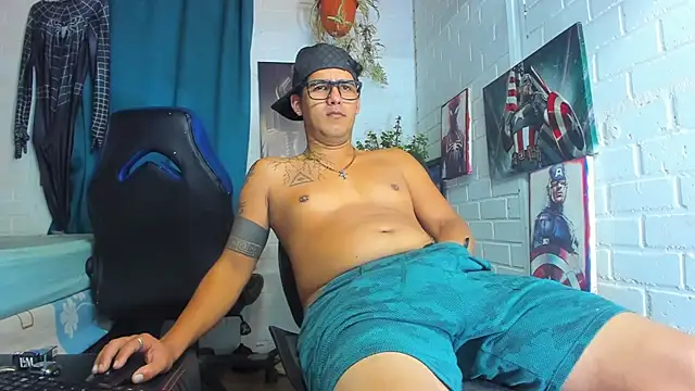 Zack Grey online show from February 21, 10:50 am