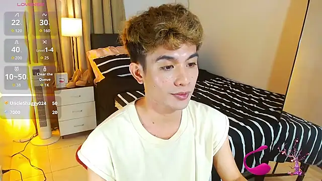 WildestTwink online show from July 28, 7:39 pm